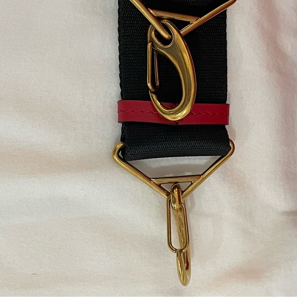 VERSACE RED Leather Wristlet/Crossbody Bag With 2 Removable Straps! New With Tag - Picture 10 of 14